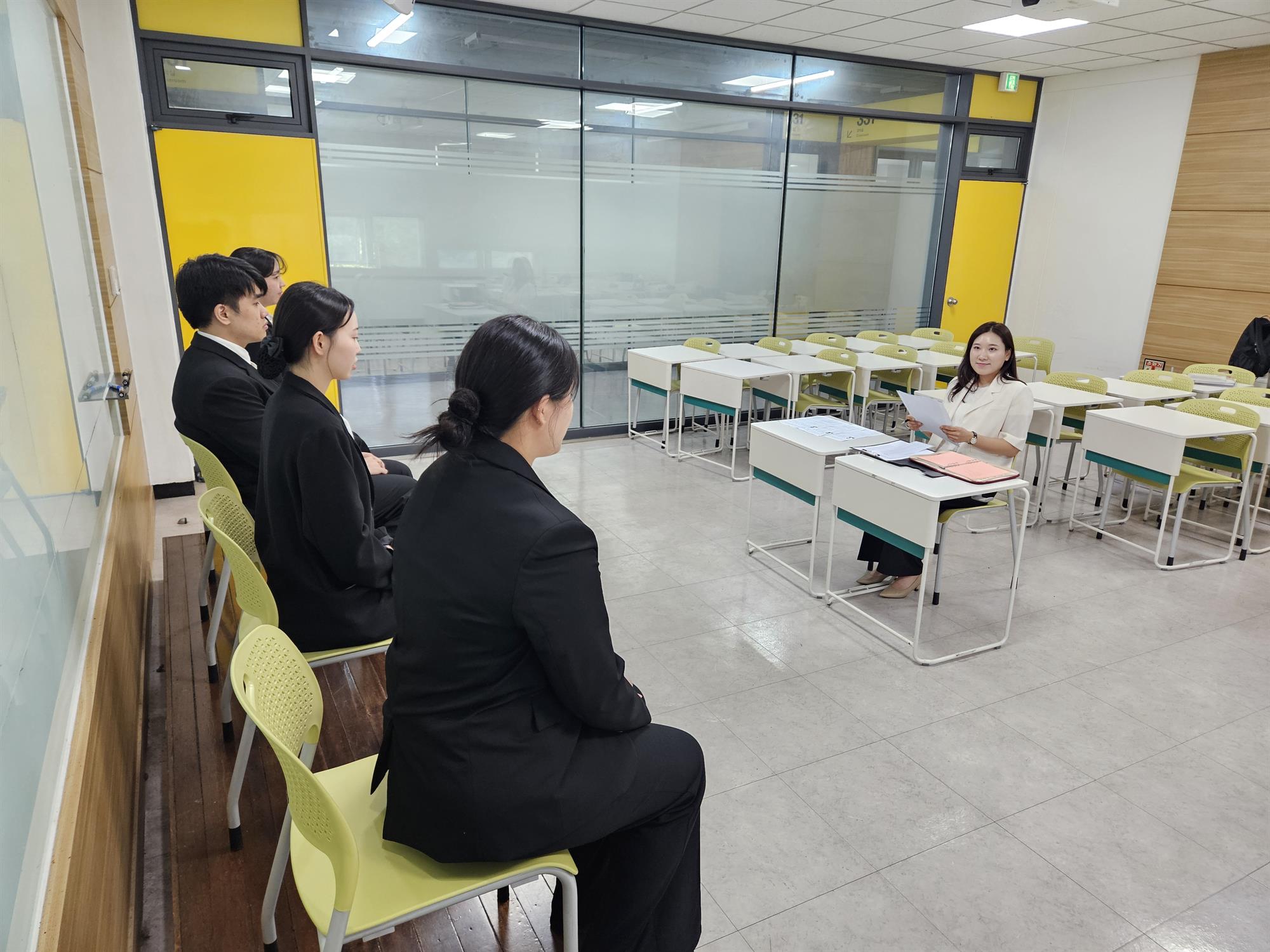 KakaoTalk_20260522_160321113_03.jpg