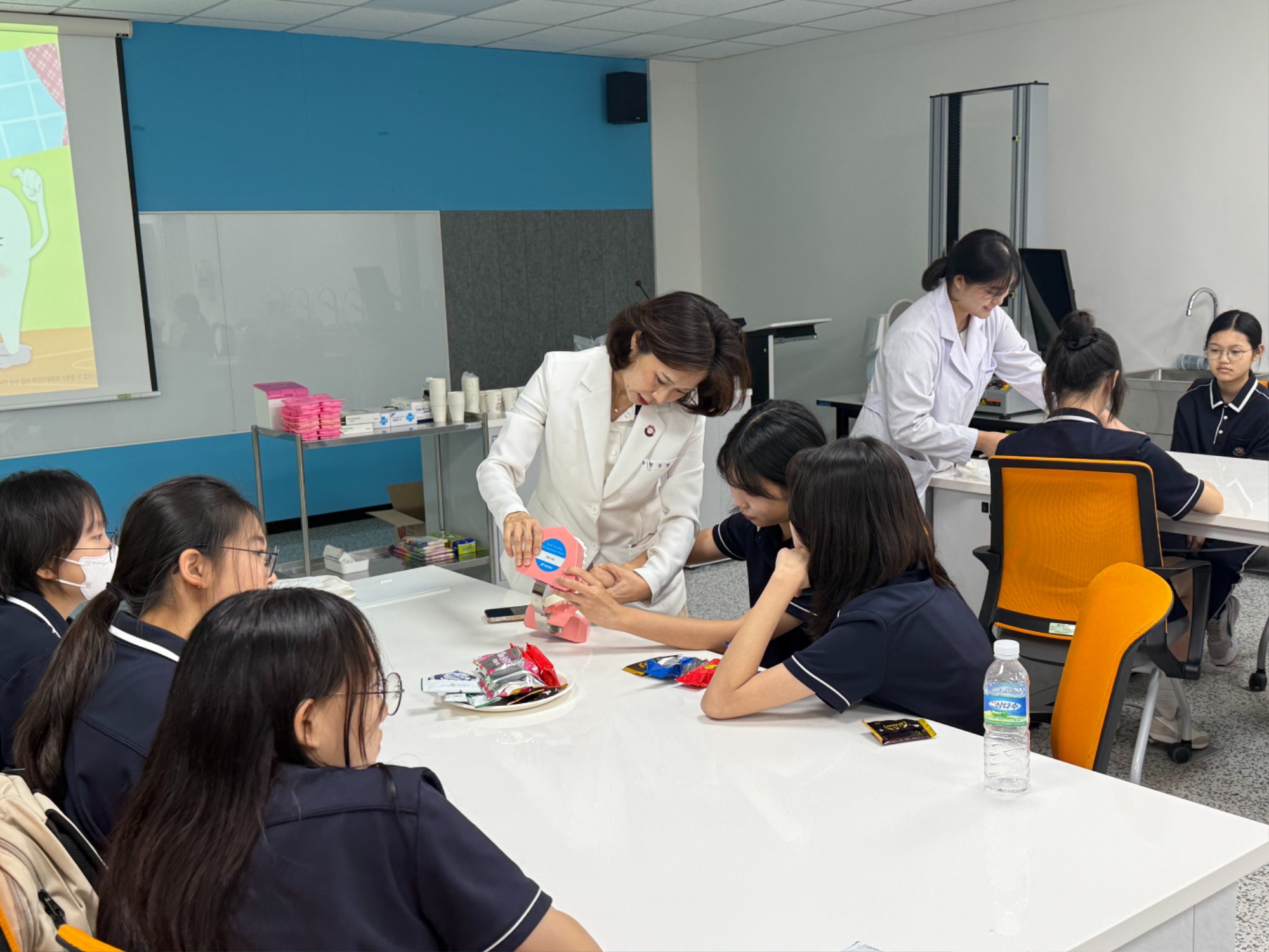 가온중 학과체험 (18).jpg